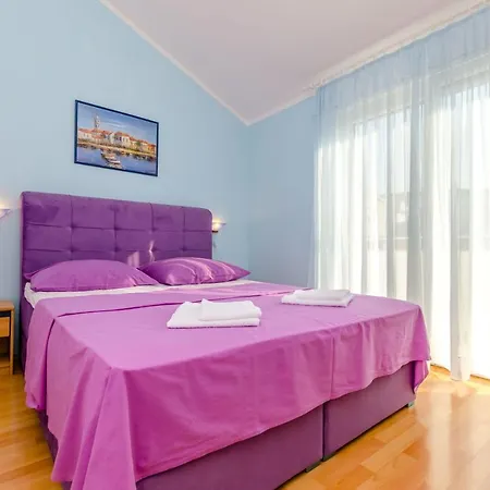 Maslina Apartament *