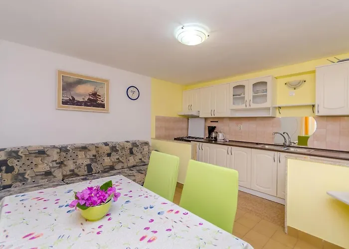 Maslina Διαμέρισμα Τρογκίρ