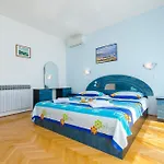Апартаменти Maslina